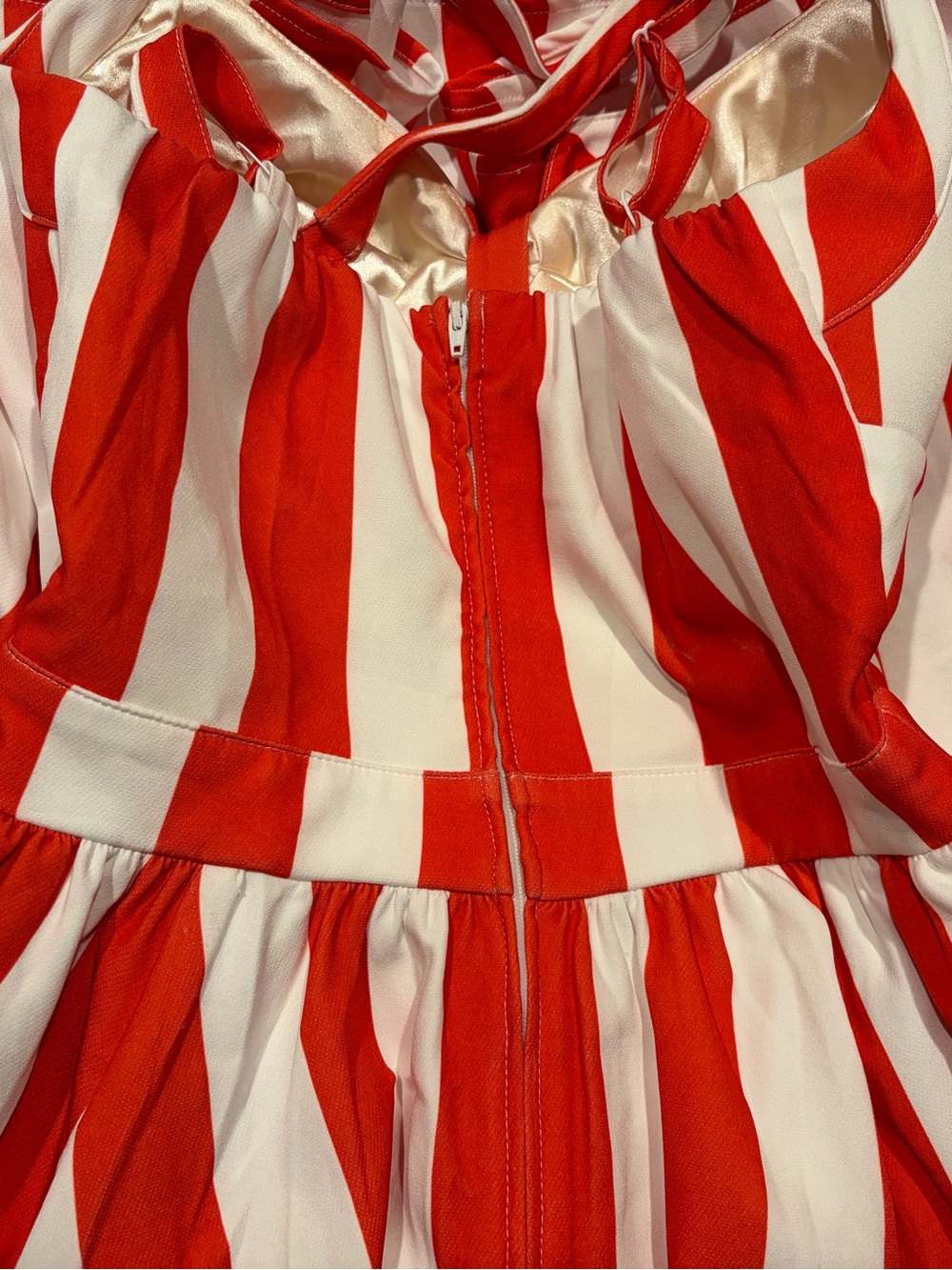 Pinup Couture PUG Renee Dress in Red Mark Stripe SIZE S NWT - Picture 5 of 7